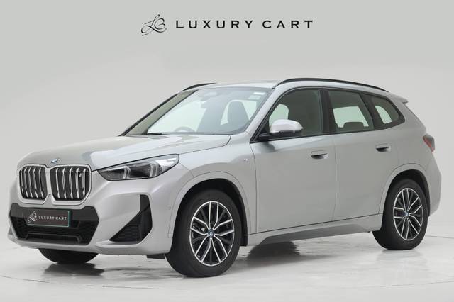 https://images10.gaadi.com/usedcar_image/4396104/original/processed_41d4e97d457261357a7cedd0b2e3f315.jpg?imwidth=6401