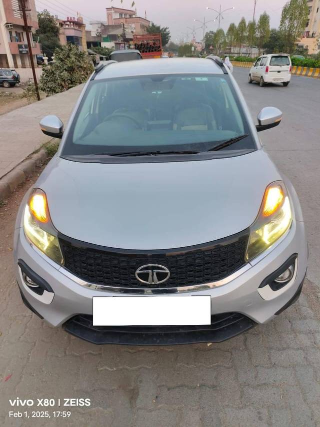 https://images10.gaadi.com/usedcar_image/4396265/original/processed_fd2224d45f9f6f4b630be0a115a7bfe0.jpg?imwidth=6400