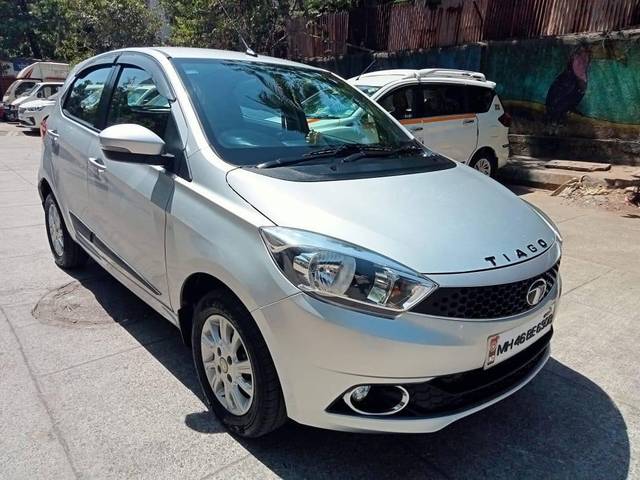 https://images10.gaadi.com/usedcar_image/4396363/original/processed_bcc9697e9613a3e1f3e6be7a0ac041a8.jpg?imwidth=6400