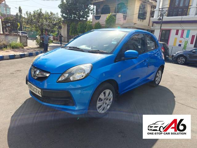 https://images10.gaadi.com/usedcar_image/4396420/original/processed_e89901b677de84248128179206ca3258.jpg?imwidth=6400