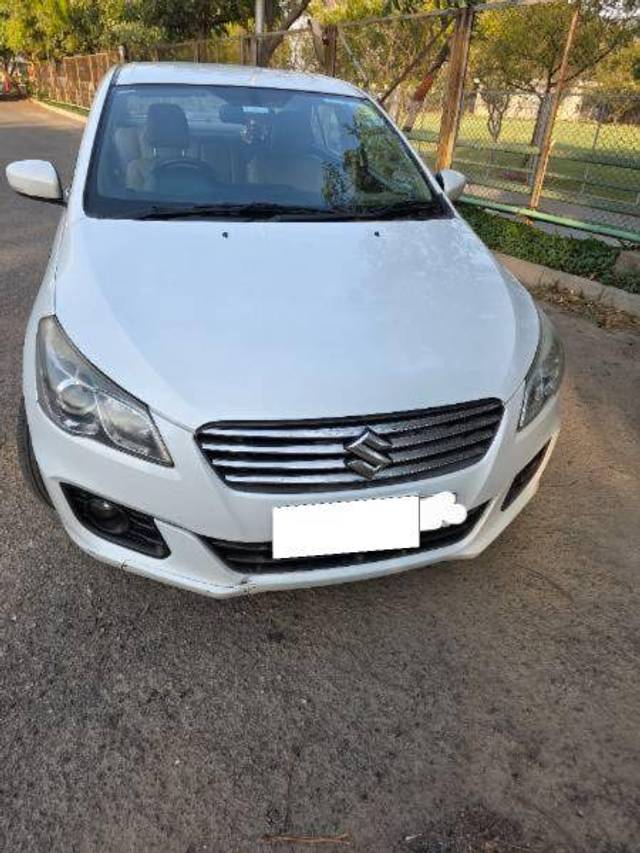 https://images10.gaadi.com/usedcar_image/4396432/original/f5357662e84601f4de0072cd81a935f2.jpg?imwidth=6400