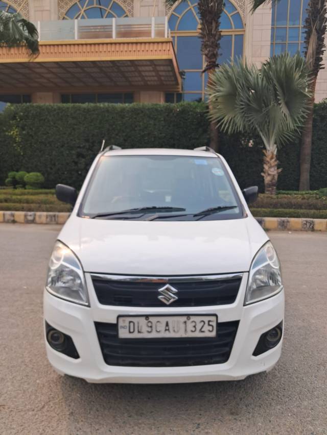 https://images10.gaadi.com/usedcar_image/4396513/original/c11f47956ab93836a8c51b9719511e73.jpg?imwidth=6400