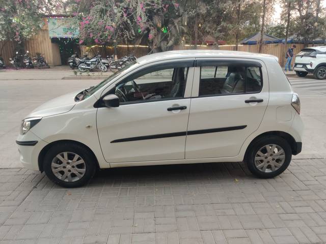 https://images10.gaadi.com/usedcar_image/4396577/original/03fe6a9ac6cd70dc2167c37d3fff3589.jpg?imwidth=6402