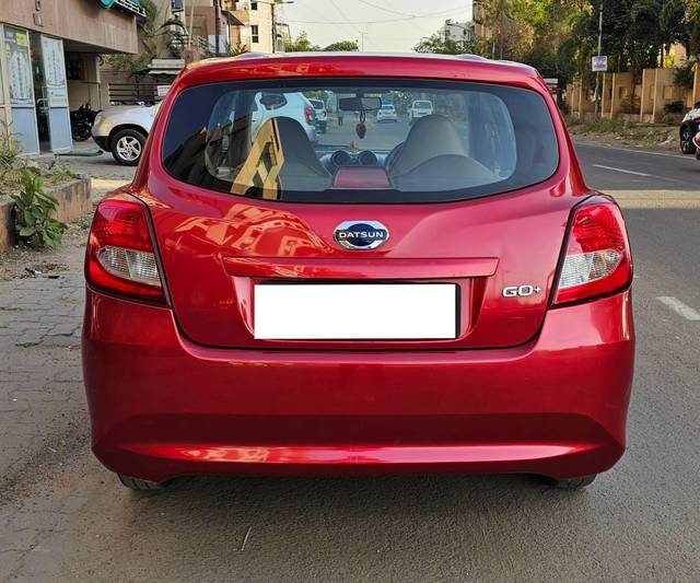 https://images10.gaadi.com/usedcar_image/4396613/original/processed_38c77b051cc59e94149b3b897dbbcd75.jpg?imwidth=6402