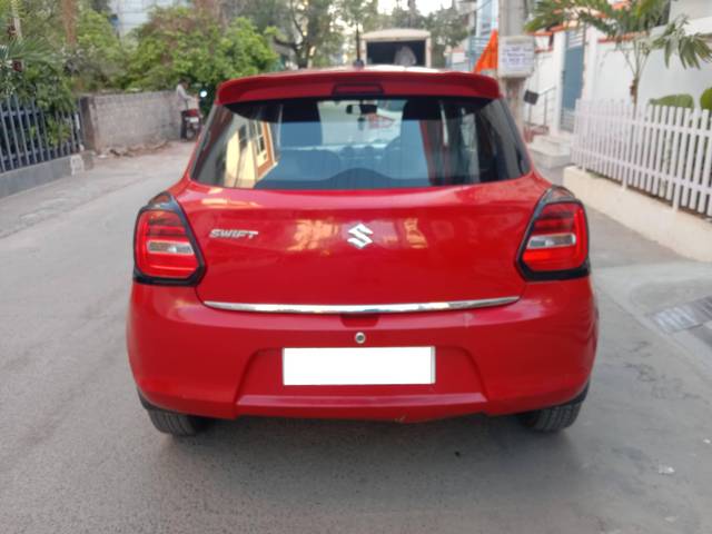 https://images10.gaadi.com/usedcar_image/4396669/original/processed_7251dffc918c4b3683b419c318733143.jpg?imwidth=6402