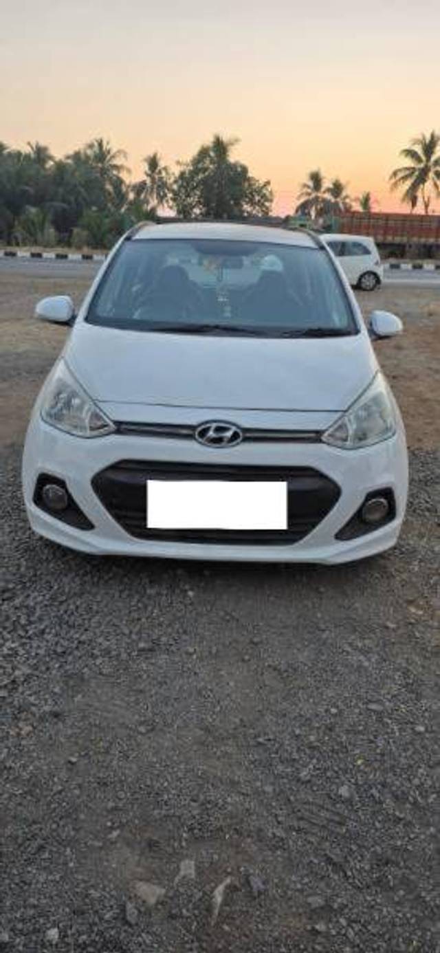 https://images10.gaadi.com/usedcar_image/4396734/original/6d4d61fdd11f43b7c853eb4744fe2b5a.jpg?imwidth=6400