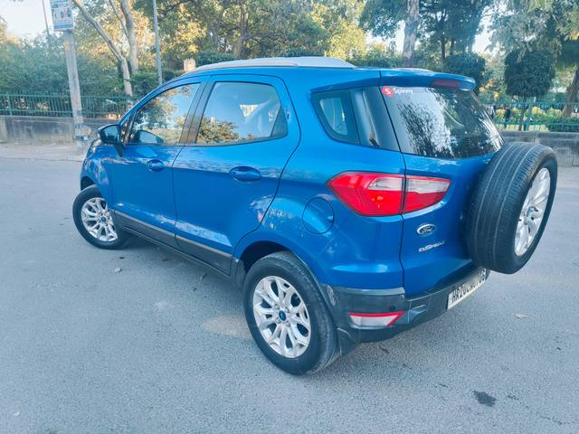 https://images10.gaadi.com/usedcar_image/4396769/original/processed_ad81188be9ca787a4585601f831c99e9.jpg?imwidth=6402