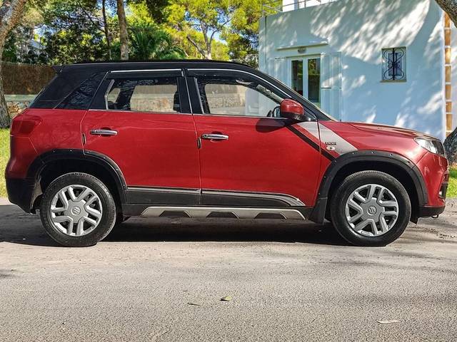 https://images10.gaadi.com/usedcar_image/4396786/original/processed_7820b086d938b369b80adc8753e353e6.jpg?imwidth=6401