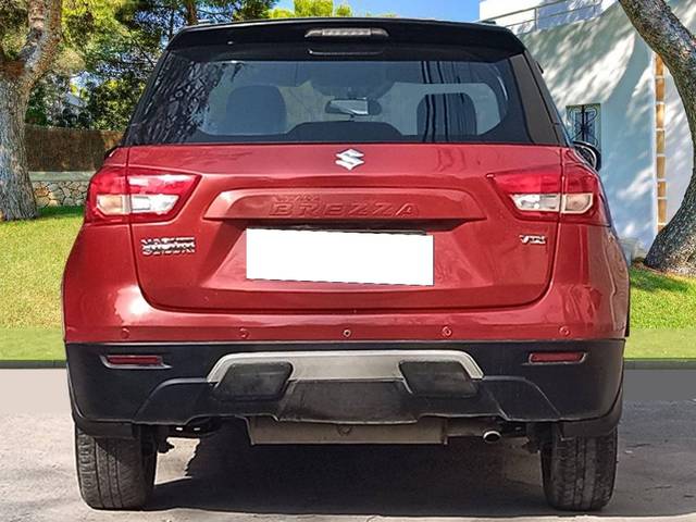 https://images10.gaadi.com/usedcar_image/4396786/original/processed_e3cf0e34c886f43bc30ee28a63cb2f40.jpg?imwidth=6402