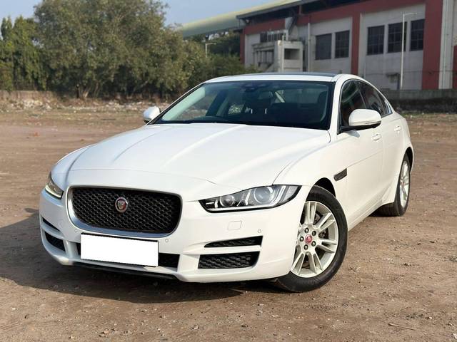 https://images10.gaadi.com/usedcar_image/4396883/original/processed_d3f1b50eb9098cf12e925d5b690267c1.jpg?imwidth=6400