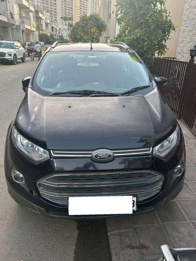 https://images10.gaadi.com/usedcar_image/4396930/original/a0b43c3835d8b1f7929c43f3bc9c1f4b.jpg?imwidth=6400