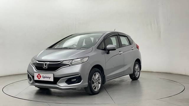 https://images10.gaadi.com/usedcar_image/4397070/original/8901e02059de3c4b96ff1121a2037870.JPG?imwidth=6400
