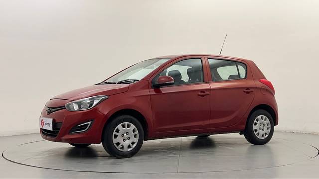 https://images10.gaadi.com/usedcar_image/4397078/original/4ca42203115f849af2b9ea3ce1cb9489.JPG?imwidth=6400