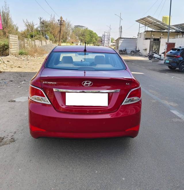 https://images10.gaadi.com/usedcar_image/4397520/original/processed_bc319e08b90fd25d818974e81f00bef3.jpg?imwidth=6401