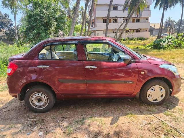 https://images10.gaadi.com/usedcar_image/4397611/original/processed_f7ae0ef6-c551-4896-a646-f8c6a3472207.jpg?imwidth=6401