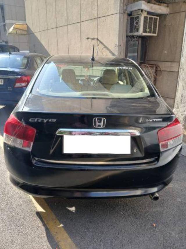 https://images10.gaadi.com/usedcar_image/4397674/original/581cb45e8d6248a4364487830f29b726.jpg?imwidth=6401