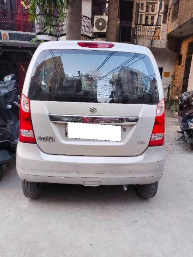 https://images10.gaadi.com/usedcar_image/4397680/original/1d25769f5f1fb9d021383f1479355a09.jpg?imwidth=6402
