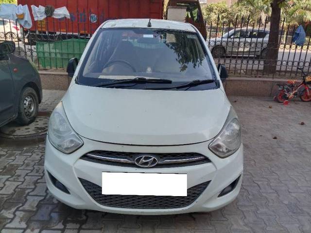 https://images10.gaadi.com/usedcar_image/4397798/original/1012232b015e95aae429fa46bb3856bf.jpg?imwidth=6400