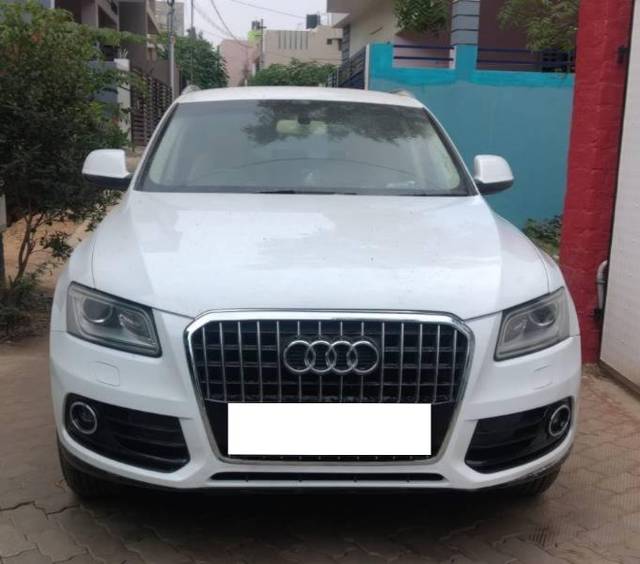 https://images10.gaadi.com/usedcar_image/4397803/original/processed_78be9ec6-c621-4025-b804-f7bf60f0db85.jpg?imwidth=6400