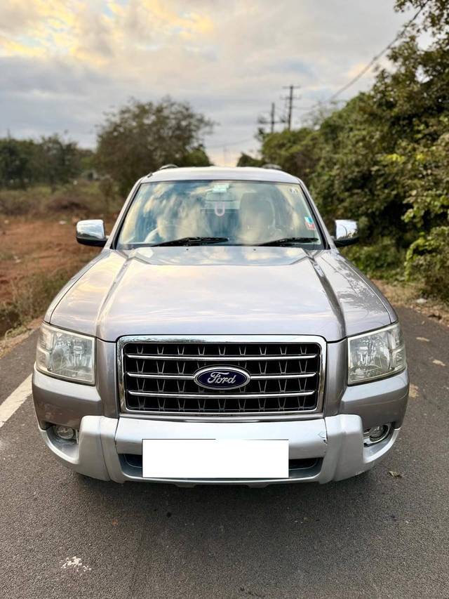 https://images10.gaadi.com/usedcar_image/4398070/original/processed_d48c839df34b4818d84a5ff93d72c980.jpg?imwidth=6402