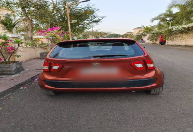 https://images10.gaadi.com/usedcar_image/4398087/original/2a100361e7faea00fcc8cccba9e96f3c.jpg?imwidth=6401