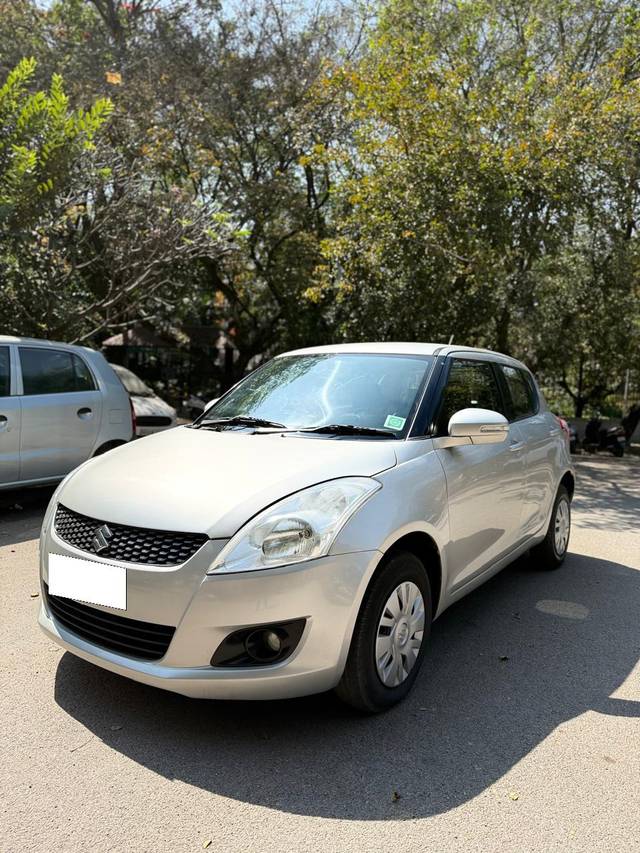 https://images10.gaadi.com/usedcar_image/4398090/original/processed_6f85980e933f4823d10b4e12cd99afa4.jpg?imwidth=6400