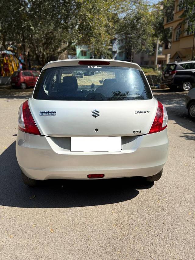 https://images10.gaadi.com/usedcar_image/4398090/original/processed_dde039ad465a34281183706c7db73c64.jpg?imwidth=6401