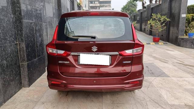 https://images10.gaadi.com/usedcar_image/4398216/original/processed_84261ba8fcb5885d1bc32713d7c64a01.jpg?imwidth=6402