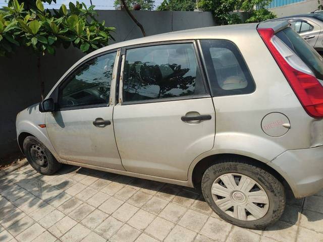 https://images10.gaadi.com/usedcar_image/4398368/original/71dc5fe7278f93d33ae0e8f388e61325.jpg?imwidth=6401