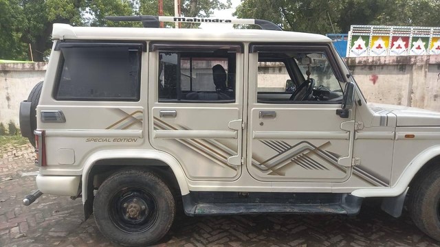 Second-hand 2016 Mahindra Bolero SLX 2WD BSIII for sale in Fatehpur-4