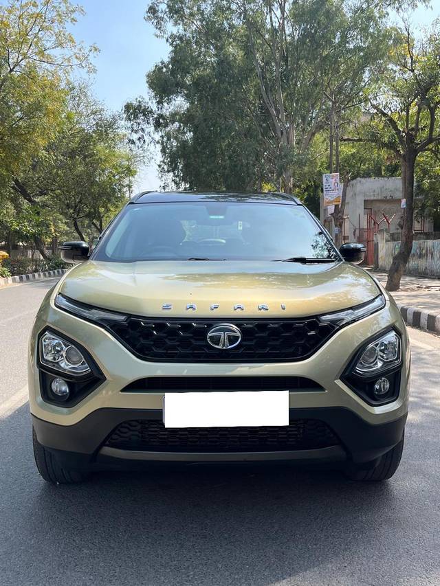 https://images10.gaadi.com/usedcar_image/4398432/original/processed_18012341b837a7a4a83a8b9f2f4fad50.jpg?imwidth=6400