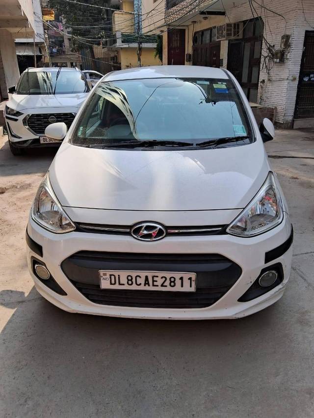 https://images10.gaadi.com/usedcar_image/4398436/original/processed_40230fc9d5750e52eb482f532afbef17.jpg?imwidth=6402