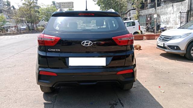 https://images10.gaadi.com/usedcar_image/4398468/original/processed_b76287b207e3cd2d43497898421fb564.jpg?imwidth=6401