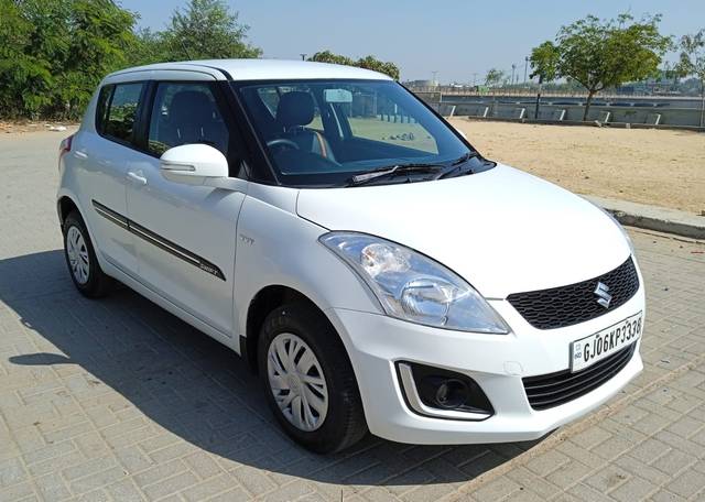 https://images10.gaadi.com/usedcar_image/4398560/original/4161559f970530460115284613be138b.jpg?imwidth=6400