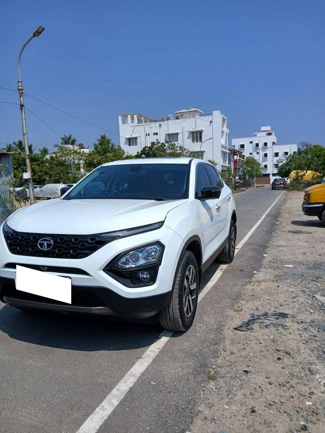 https://images10.gaadi.com/usedcar_image/4398588/original/processed_3790849acecf92e23e22d4cfe4243f56.jpg?imwidth=6400