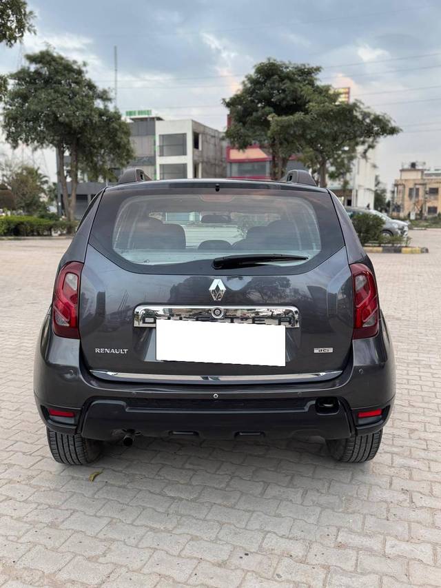 https://images10.gaadi.com/usedcar_image/4398684/original/processed_e92795463aa6773e738a23b8d35e28b0.jpg?imwidth=6402