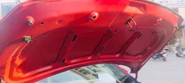 https://images10.gaadi.com/usedcar_image/4398693/original/246657ac54b13998c21db84f0a1f6672.jpg?imwidth=6401