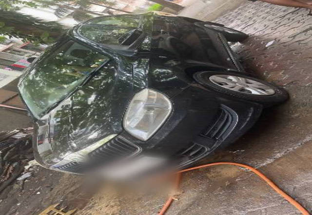 https://images10.gaadi.com/usedcar_image/4398697/original/f95b008ddc1a6a8eb9d6fbf71eb28c48.jpeg?imwidth=6401