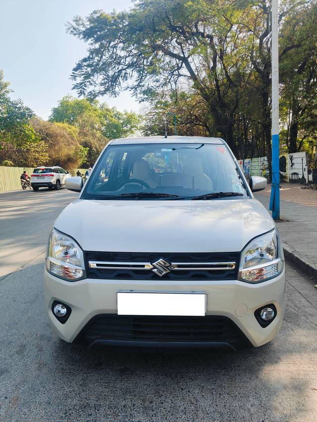 https://images10.gaadi.com/usedcar_image/4398726/original/processed_b7bf0b8506838437f902b77275187559.jpg?imwidth=6400