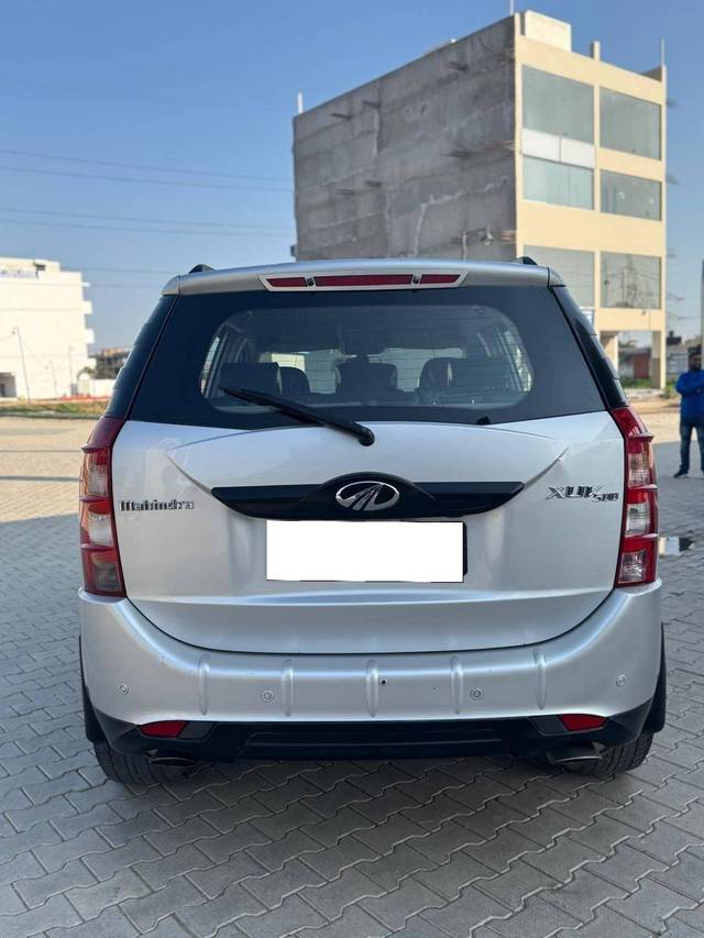 https://images10.gaadi.com/usedcar_image/4398790/original/processed_436b25d5d67334986dd4f6492c7f48b5.jpg?imwidth=6402