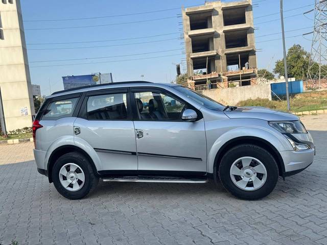 https://images10.gaadi.com/usedcar_image/4398790/original/processed_896c4d496224f12eca05ce90b7da43e8.jpg?imwidth=6401