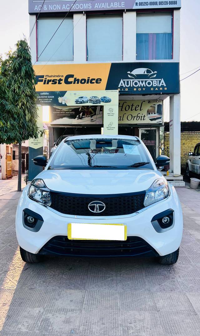 https://images10.gaadi.com/usedcar_image/4398825/original/processed_912de85c9a099301c711be18d19b9237.jpg?imwidth=6400