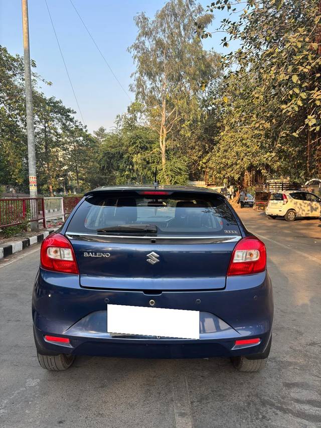 https://images10.gaadi.com/usedcar_image/4399012/original/processed_fc87f74abd627436c081709f1174b68b.jpg?imwidth=6402