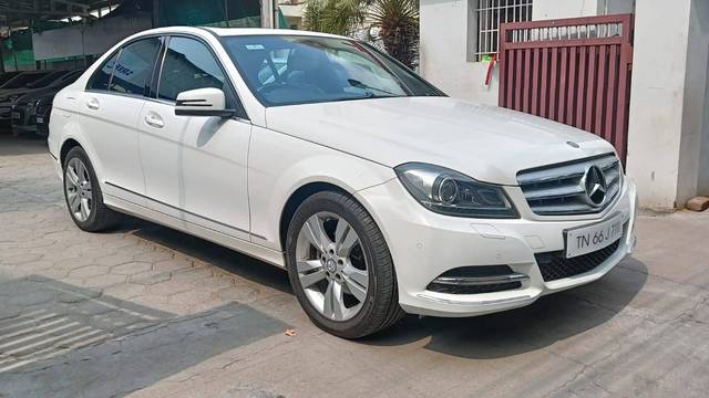 https://images10.gaadi.com/usedcar_image/4399041/original/processed_d5c61f83dbbe5c34df3616a9a0a85e78.jpeg?imwidth=6400