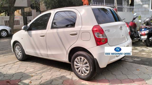 https://images10.gaadi.com/usedcar_image/4399071/original/processed_383cd91c9c9e895cc7555fcaa44ac209.jpeg?imwidth=6402