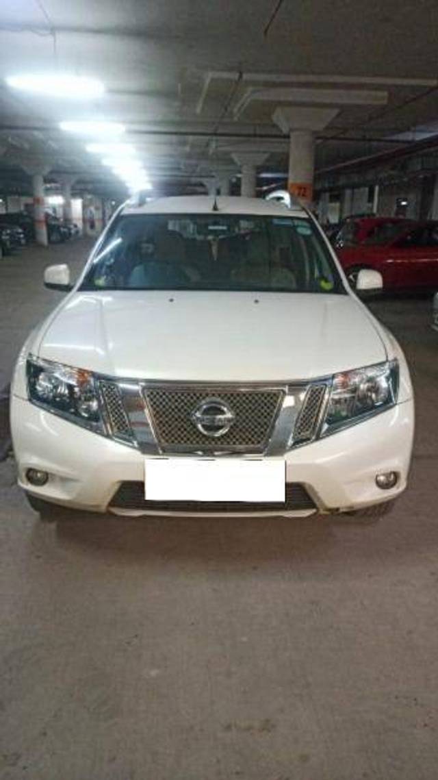 https://images10.gaadi.com/usedcar_image/4399082/original/d0bf14787cd0200330c5949060797e3c.jpg?imwidth=6400