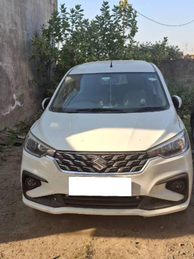 https://images10.gaadi.com/usedcar_image/4399096/original/processed_fbcd34dd-4ca1-496f-86fb-a6f7edd22549.jpg?imwidth=6400