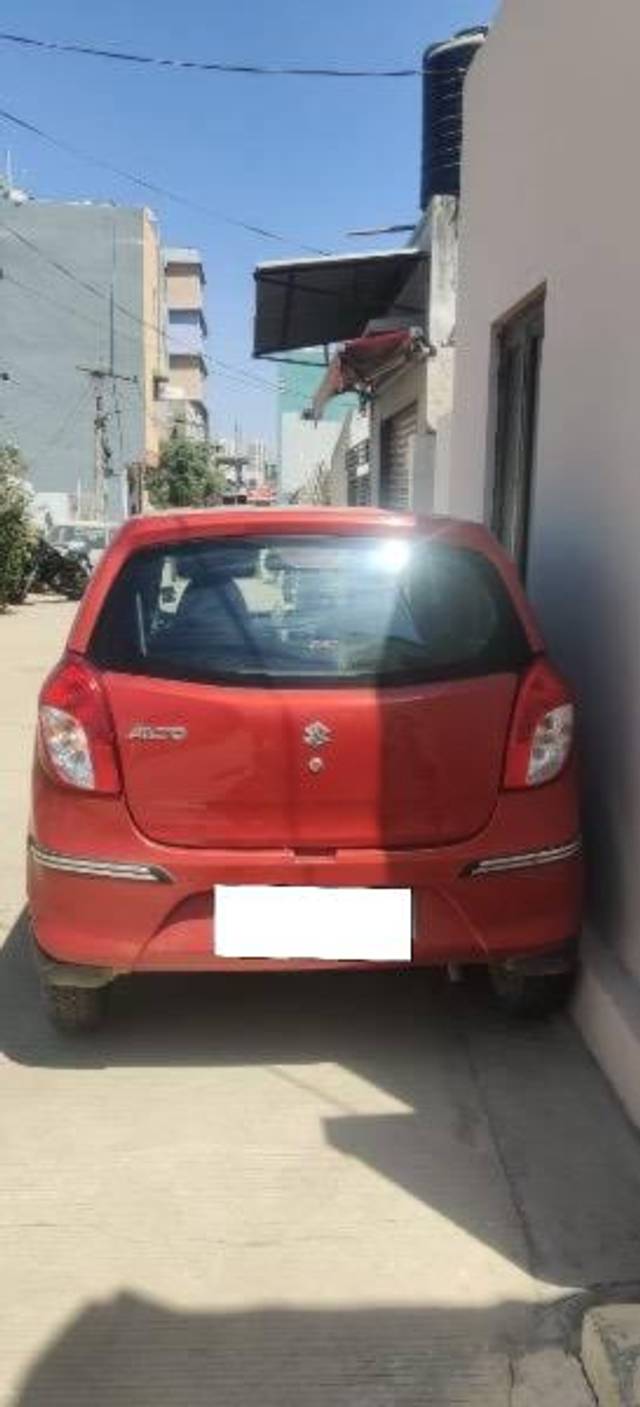 https://images10.gaadi.com/usedcar_image/4399190/original/processed_f315dc4a-0ace-46f8-938a-8905d12297df.jpeg?imwidth=6401