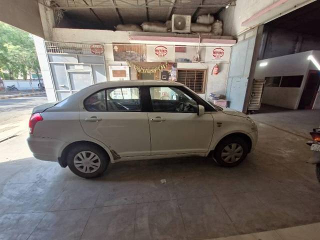 https://images10.gaadi.com/usedcar_image/4399237/original/processed_a54c19fb-fb80-46cf-b3bd-feca18a6fe96.jpg?imwidth=6401