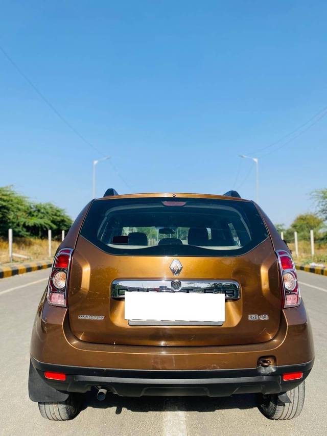 https://images10.gaadi.com/usedcar_image/4399289/original/processed_d0a9cd5054e56e8f2388fb51280571da.jpg?imwidth=6402